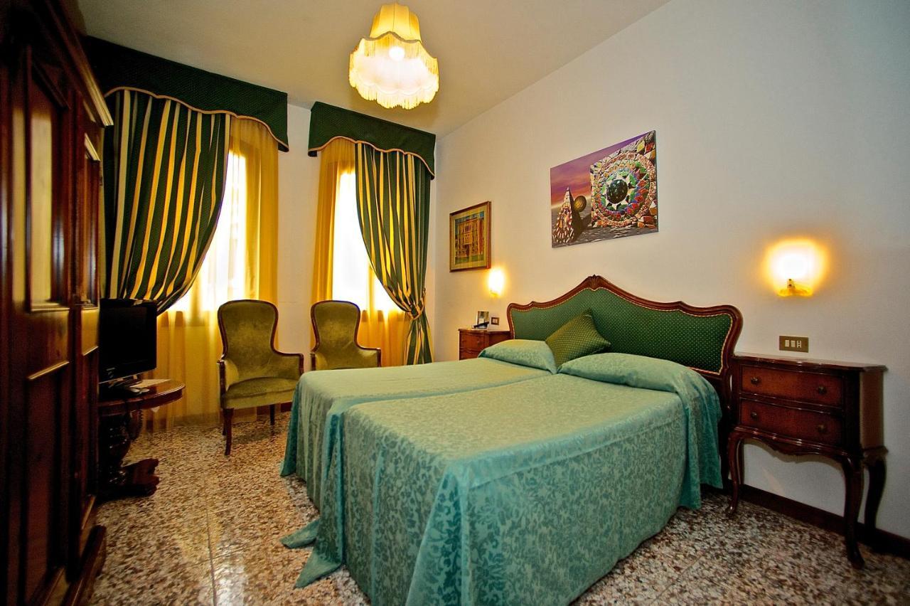 Fontana Hotel Venezia